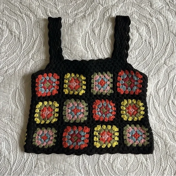 NWT - Walter Baker - Tamara Top - Patchwork Crochet - Picture 10 of 12